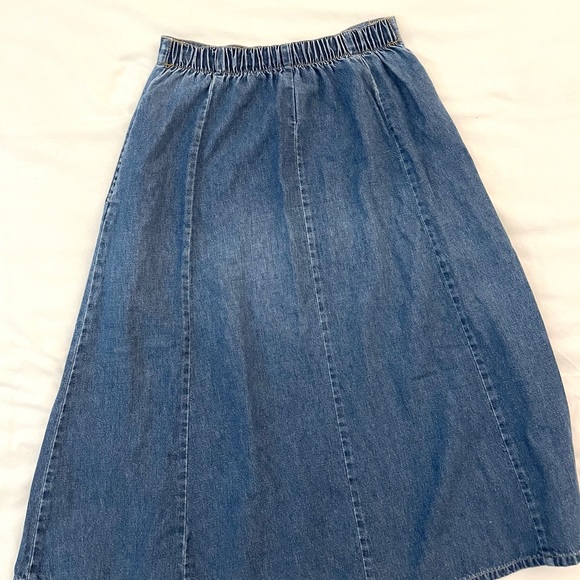 Long denim skirt - Picture 5 of 7